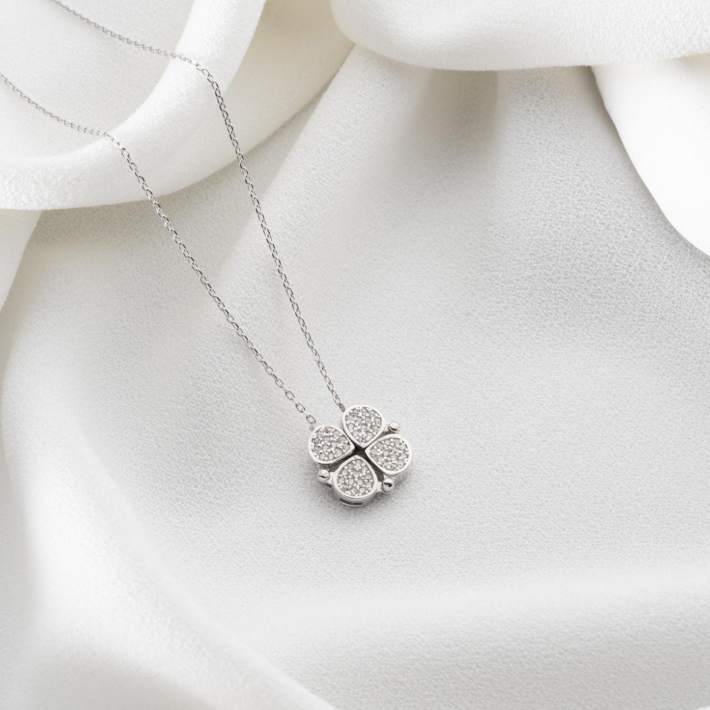 Convertible Heart Clover Necklace • 925 Sterling Silver & Gold Plated • Magnetic Transforming Pendant • Adjustable Chain Jewelry