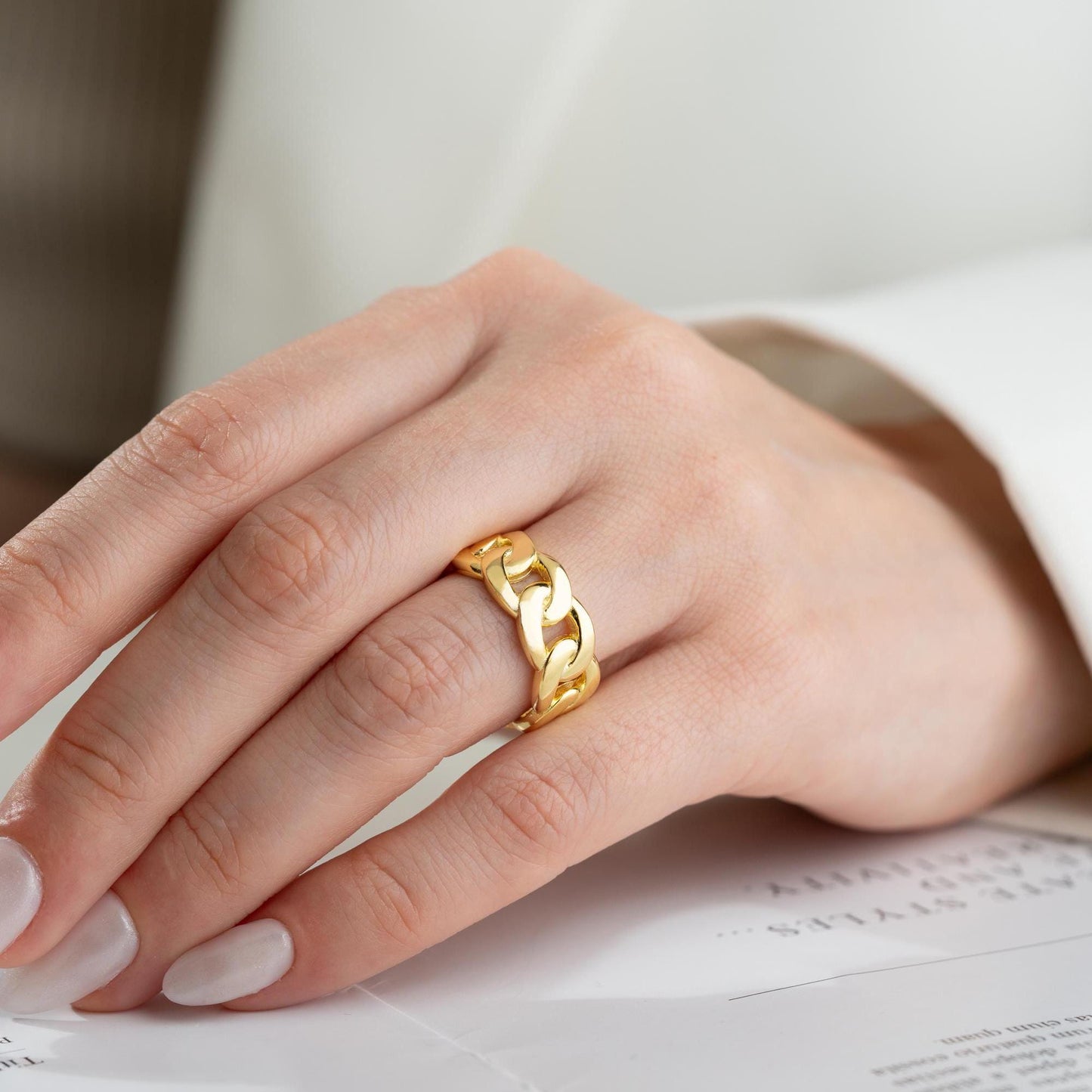 Chunky chain link open ring crafted from 925 sterling silver, available in gold plated and silver finishes. Adjustable design for a perfect fit.