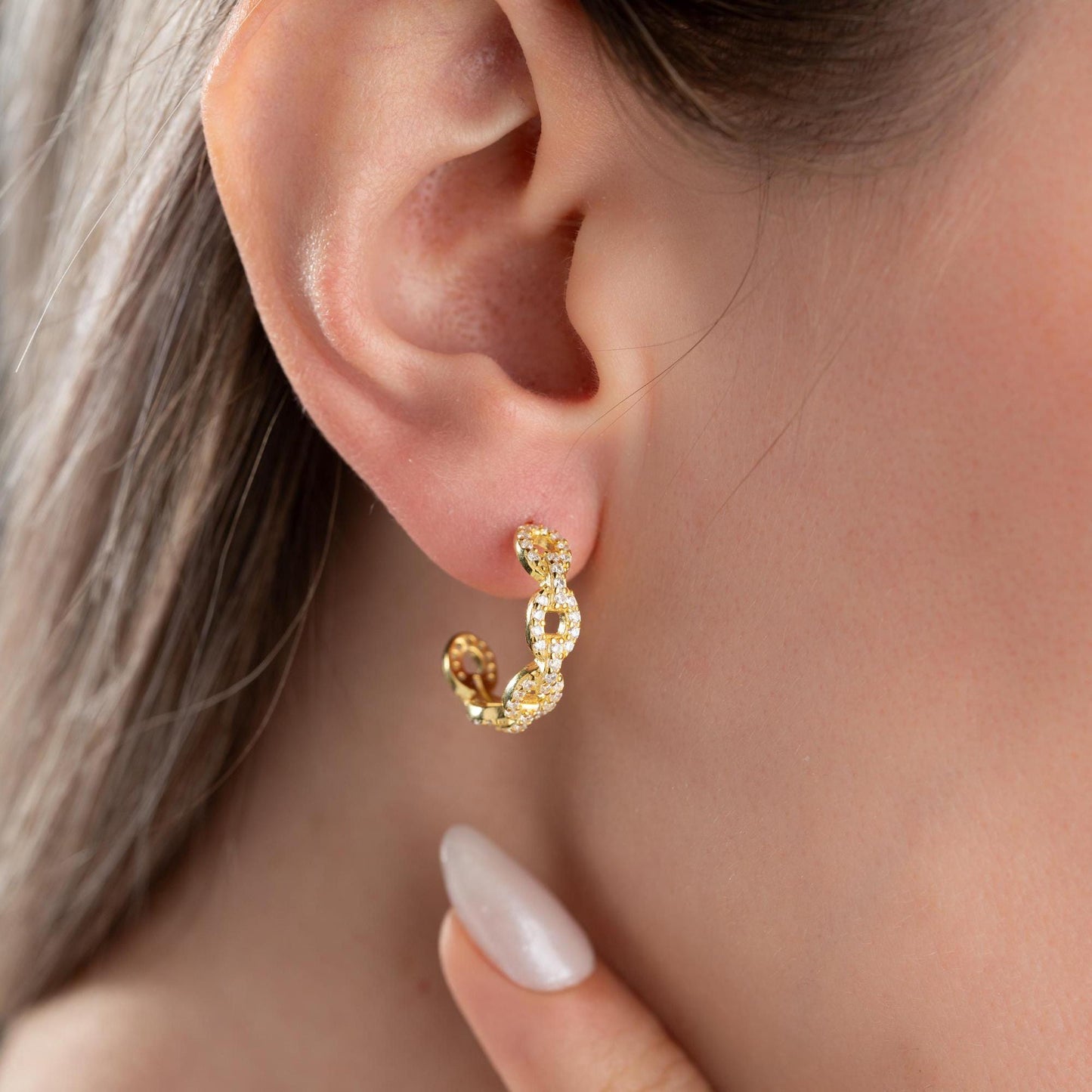 Chain link hoop earrings in 925 sterling silver with 14K gold plated option, adorned with sparkling cubic zirconia stones, ideal for gifting.