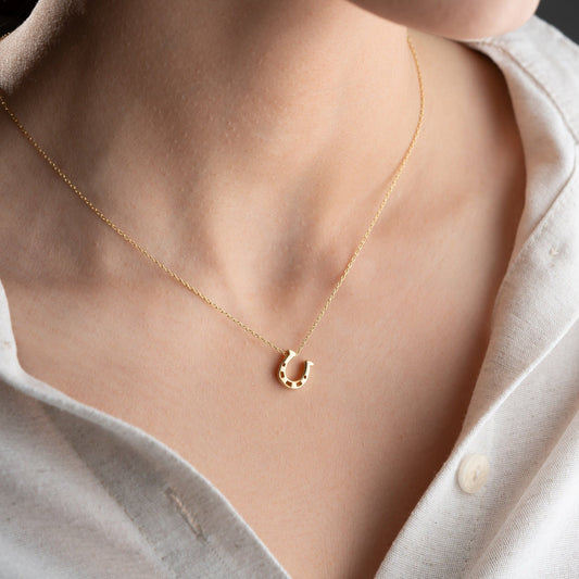 925 Sterling Silver Necklace adorned with zircon stones and featuring a horseshoe symbol, available in multiple colors and lengths.