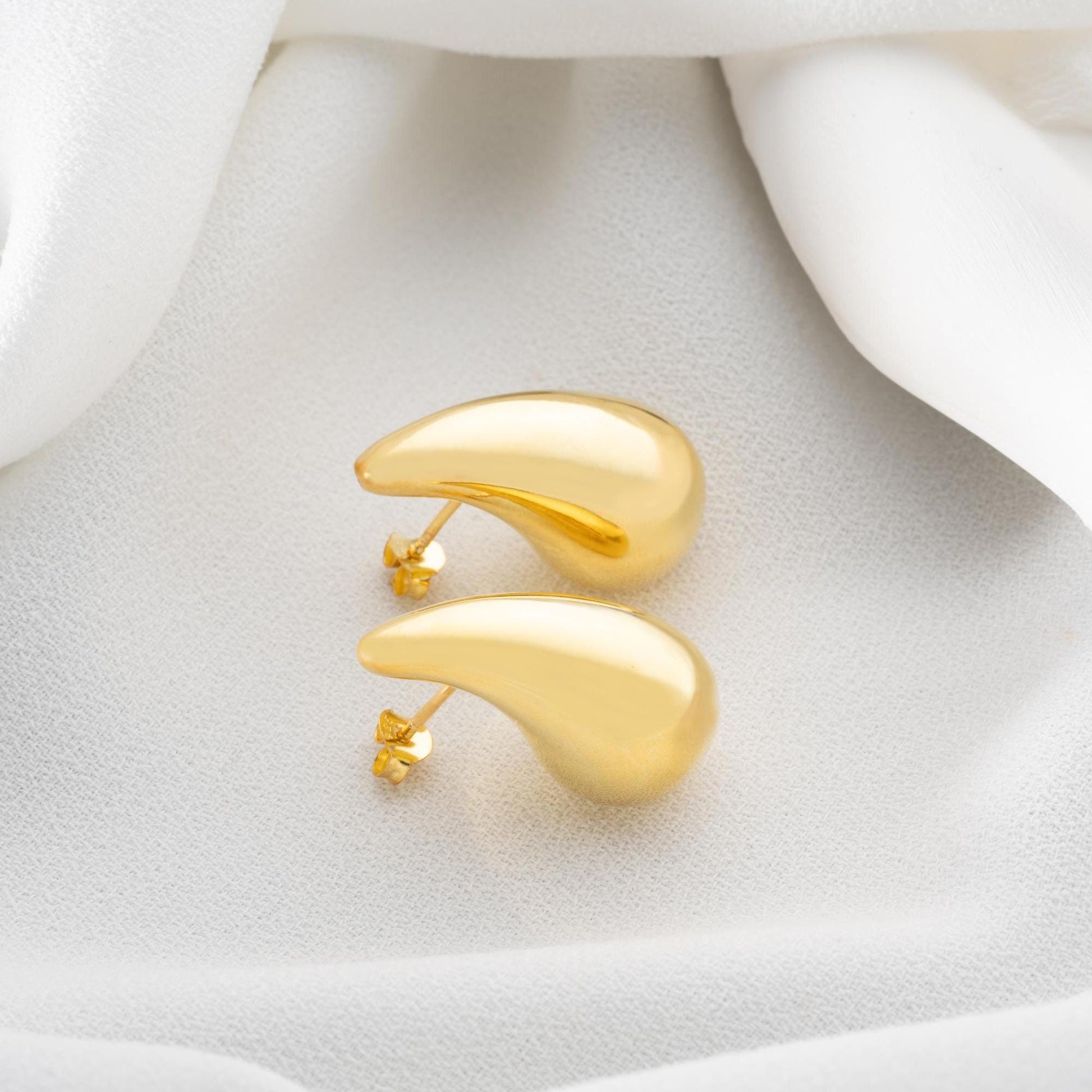 Teardrop Dangle Earrings • Minimalist Drop Earrings • 925 Sterling Silver • Waterdrop Shape Studs • Minimalist Earrings • Gift for Her