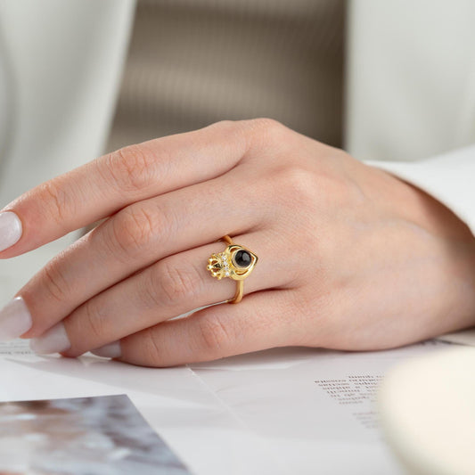 Romantic crown heart projection ring made from 925 Sterling Silver, projecting “I Love You” in 100 languages. Available in silver and gold finishes, ideal for special gifts.
