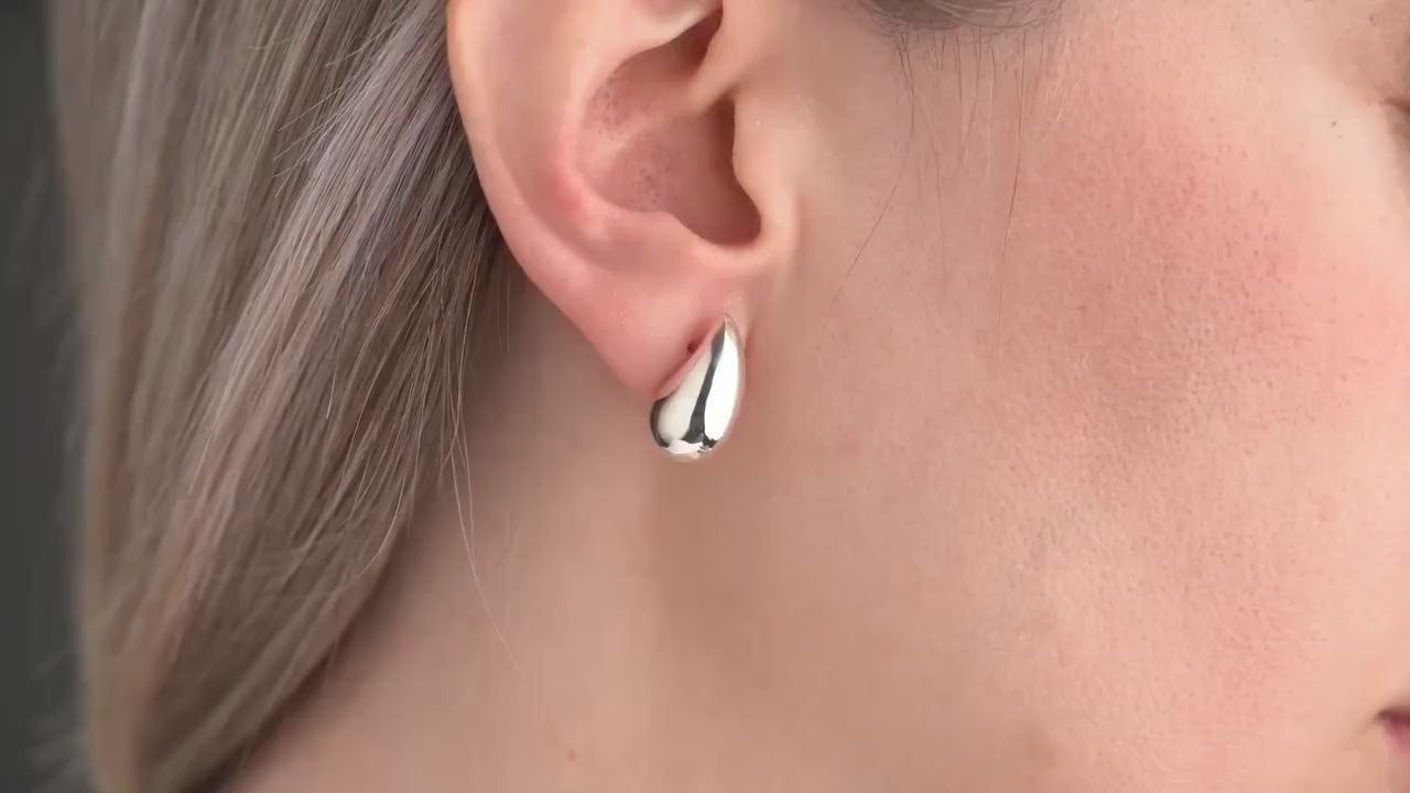 Minimalist Teardrop Stud Earrings • 925 Sterling Silver & Gold Plated • Dainty Drop Earrings • Simple Everyday Jewelry • Gift for Her
