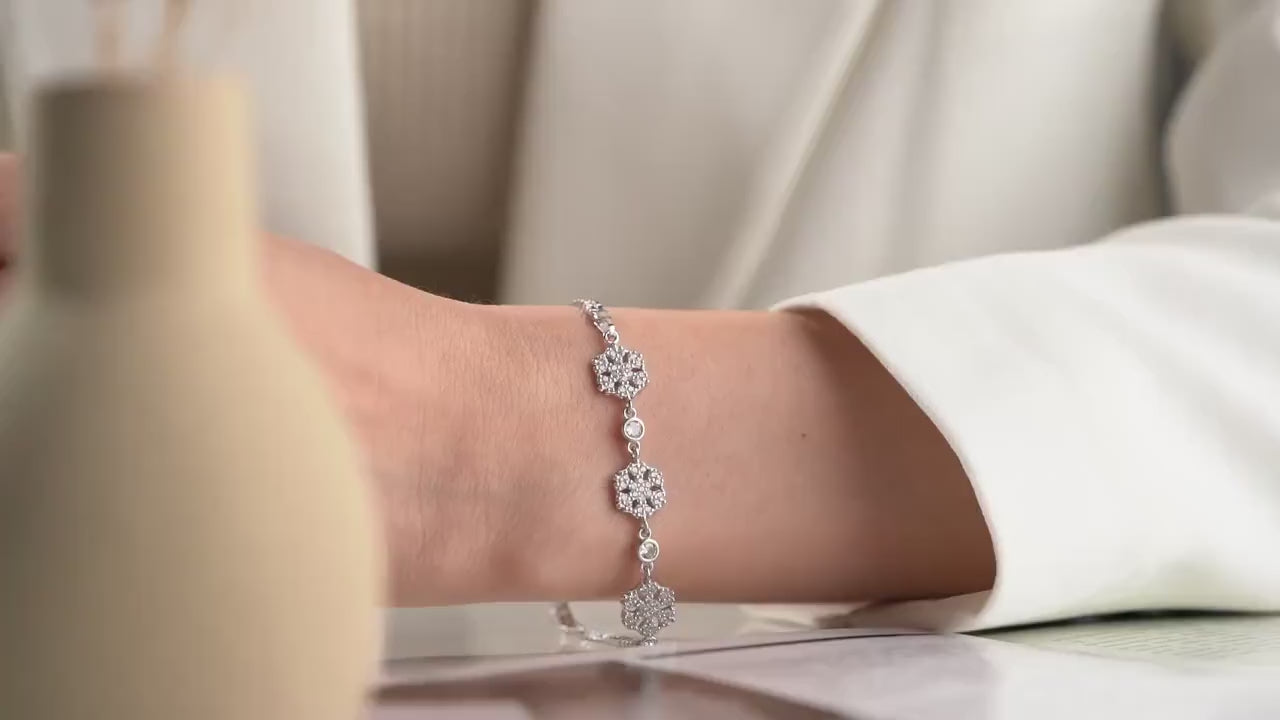 Snowflake Zircon Bracelet - Handmade 925 Sterling Silver Gold Plated - Adjustable Winter Charm - Elegant Holiday Jewelry Gift for Her